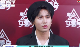 双男主娱乐圈吃瓜,瓜田里的甜蜜较量